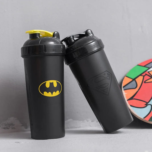 Avengers & Batman Shaker Cup – Large Capacity Cartoon Drinkware Gift