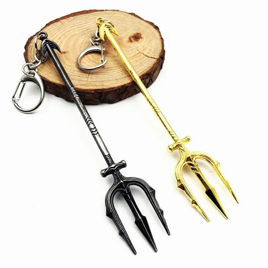 Mini Aquaman Trident Keychain – Movie-Inspired Metal Pendant