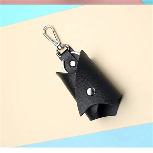 Superhero Bruce Wayne Leather Keychain – Unisex Bat-Inspired Key Holder