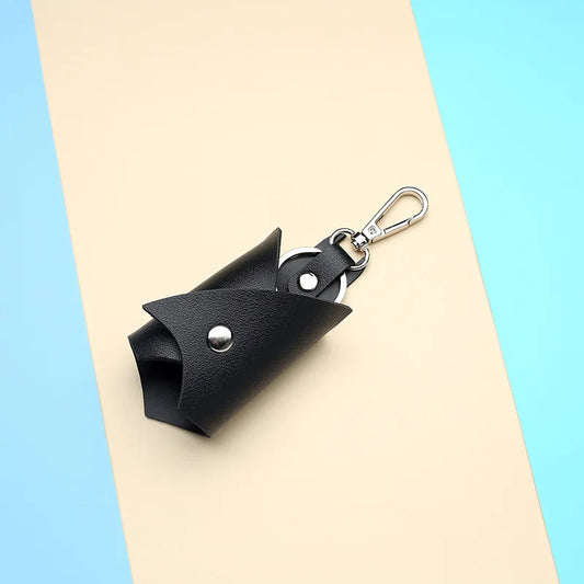 Superhero Bruce Wayne Leather Keychain – Bat Pendant Car Key Holder Accessory